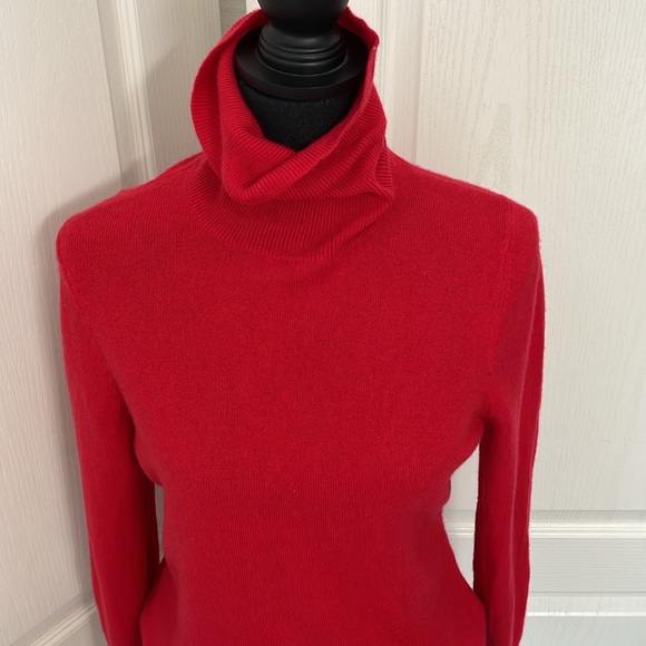 Alex Marie Cashmere turtleneck berry red size L fall Christmas business - Picture 2 of 6